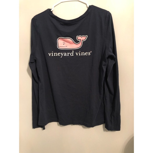 Vineyard Vines Tops - Vineyard vines long sleeve T-shirt